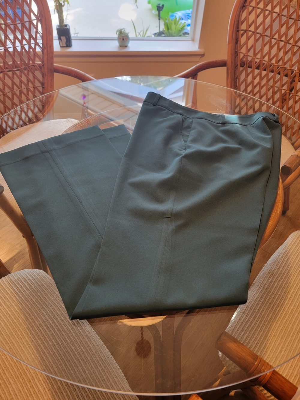 White House Black Market Dark Green Womens's Pant Suit